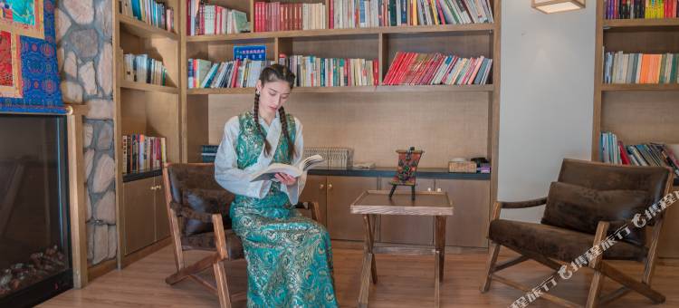 拉萨岩庐别院(布达拉宫店)图片