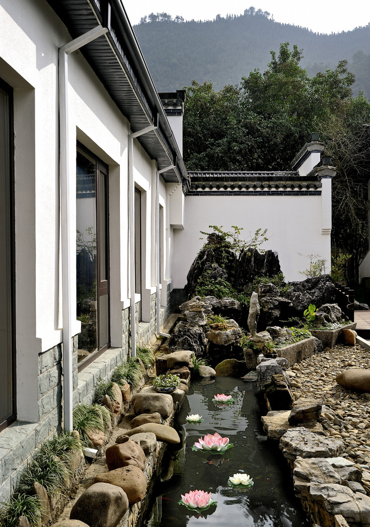 Golden Phoenix Wutongyuan Guesthouse Hotel Overview