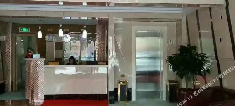新假日宾馆(阿荣旗客运站店)图片