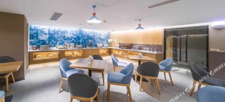 如家酒店·NEO(沈阳铁西广场滑翔盛京医院兴华地铁站店)图片