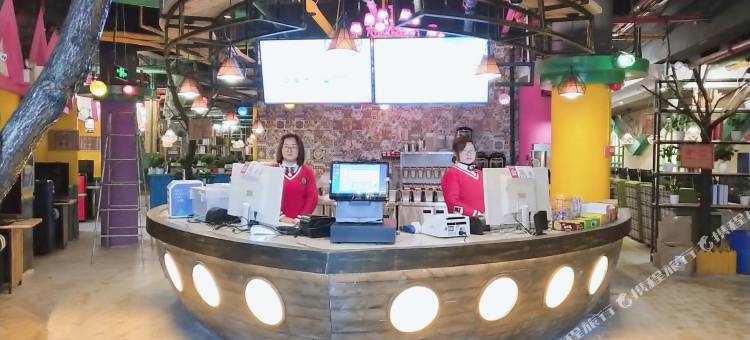 飞宇影院式电竞酒店(八公山店)图片