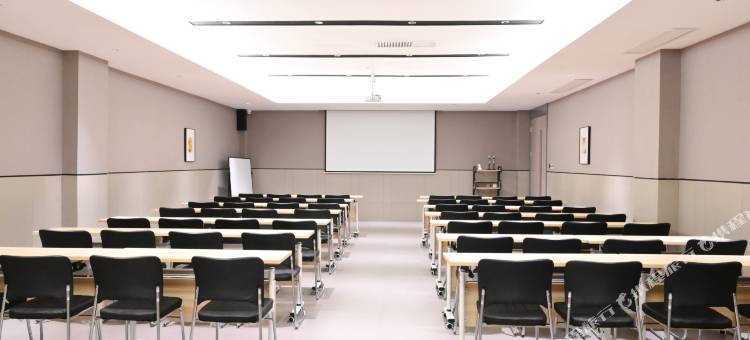 如家商旅酒店(北京国展中心西坝河地铁站店)图片