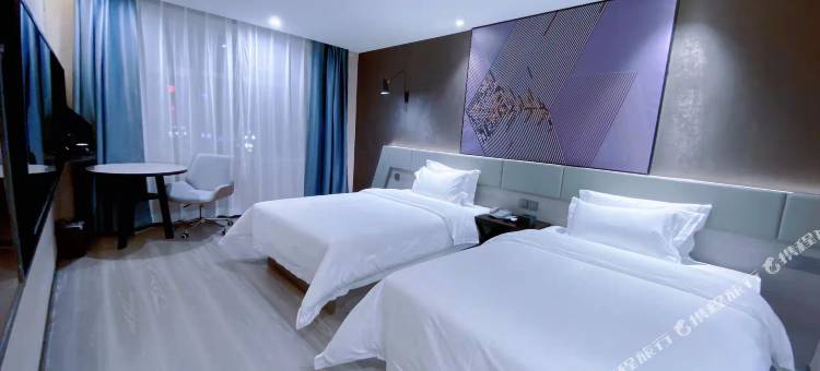 IU酒店(格尔木江源中路店)图片