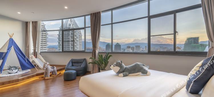 花筑·西双版纳轻舍民宿(告庄西双景度假区星光夜市店)图片