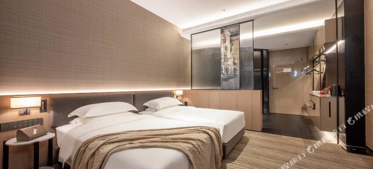 重庆南滨路W PLUS HOTEL图片