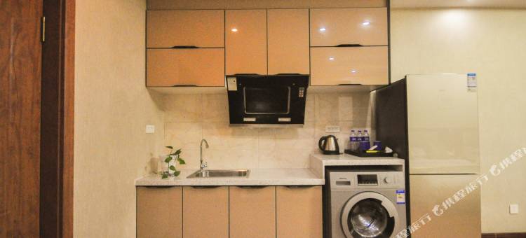 斯维登服务公寓(长白山北坡集散中心店)图片