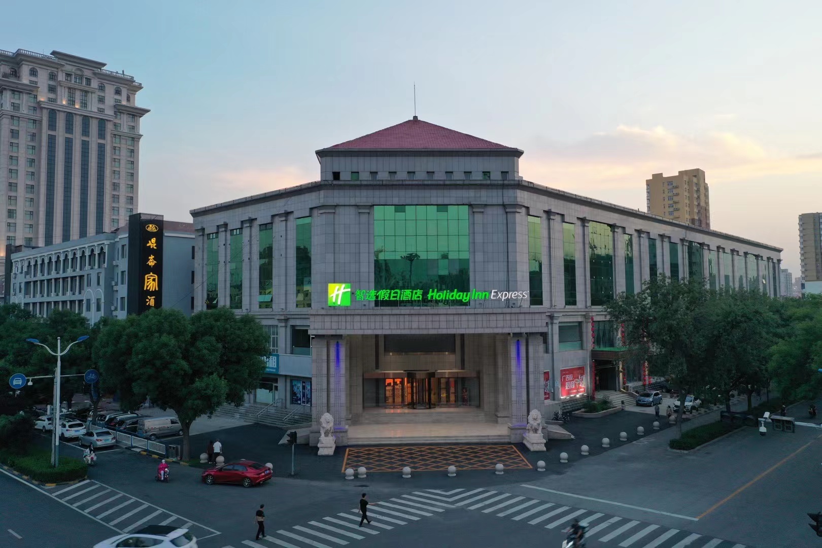 Holiday Inn Express Hengshui Railway StationOver view