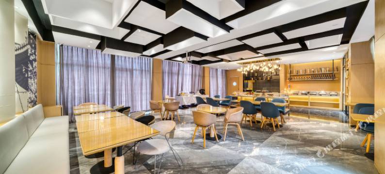 LBED商旅酒店(杭州临平地铁站店)图片