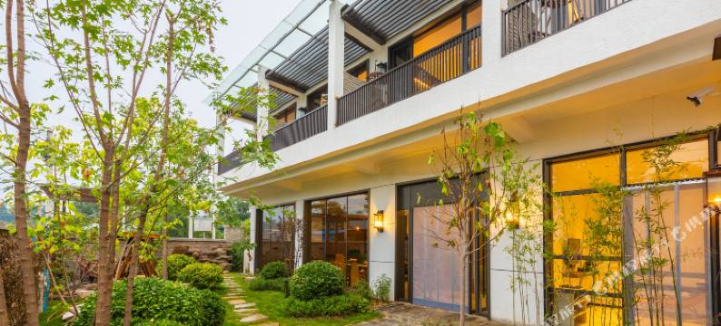 巷里的院子图片