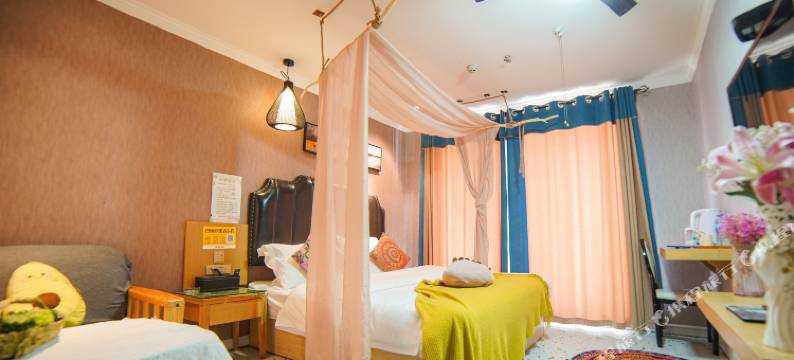 喜漫精品酒店(昆明火车站北广场环城南路地铁站店)图片