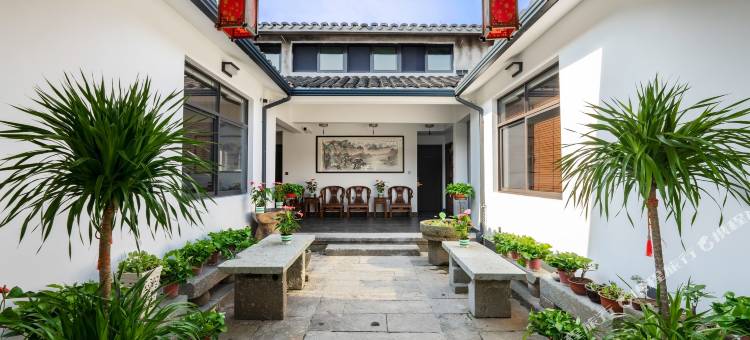 里仁居民宿(梅城古镇店)图片