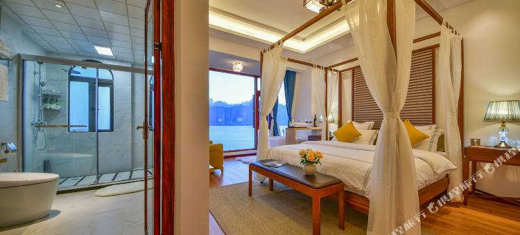 大理云集小千海景别墅图片