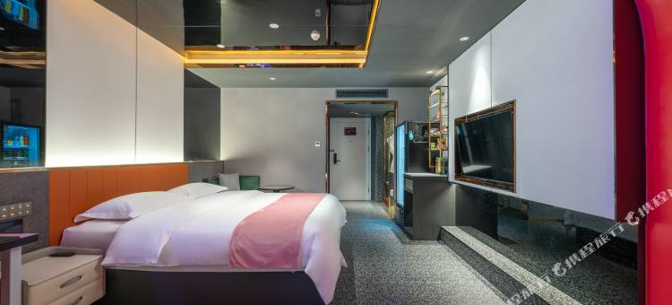 粤塔TOP-PLAY电竞酒店(广州北京路步行街北京路地铁站店)图片