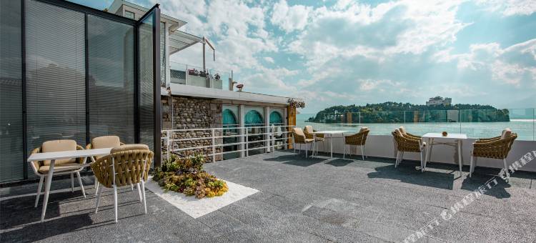 大理近水楼台海景客栈(双廊古镇店)图片