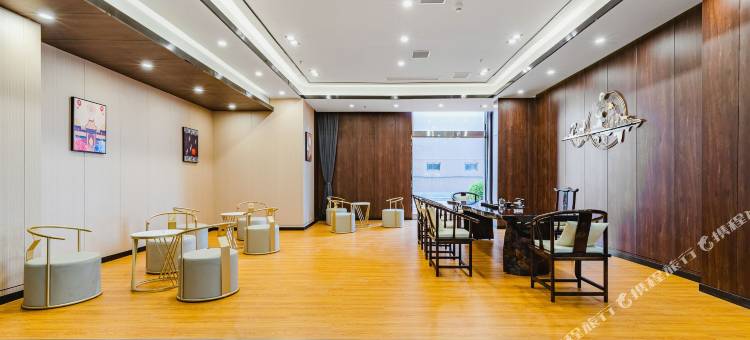 龙居·香榭里舍酒店(濮阳东高铁站店)图片
