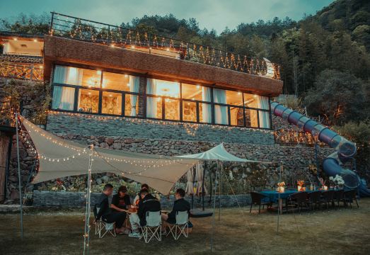 Hualu·Yuejian Light Luxury Tingxi Parent-child Wild Luxury Holiday Villa (Tonglu Qinglongwu Branch) Hotel Overview