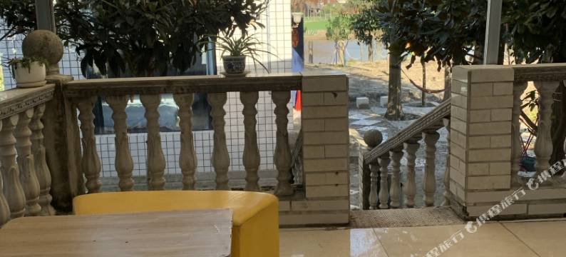 潜江度小月民宿图片