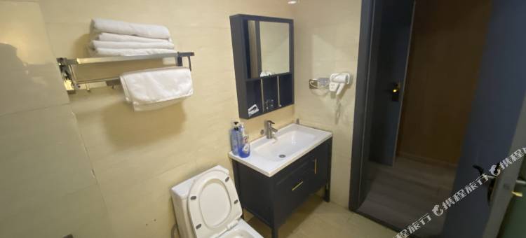 那曲兰岸大酒店图片