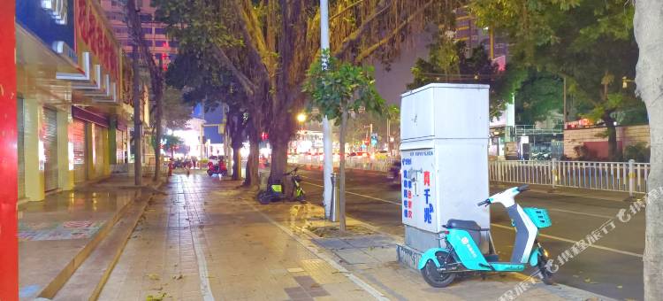 天宇宾馆(南宁民族广场地铁站店)图片