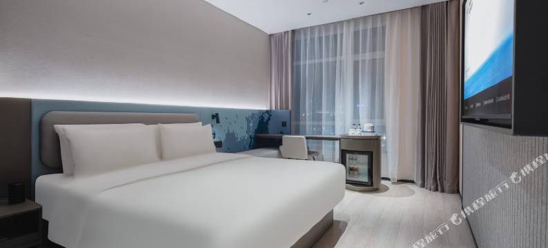 济南奥体中心龙湖天街轻居酒店图片