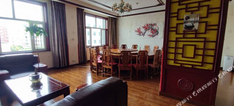 祁连盛唐翠光饭店图片