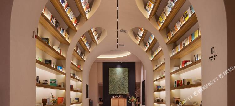 品缦兮酒店(长沙德思勤广场湖南女子学院店)图片