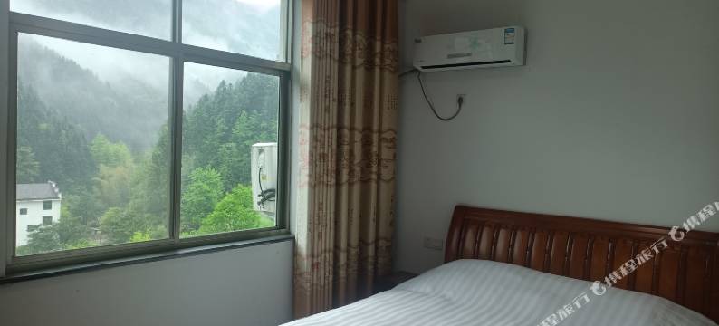 婺源红豆杉庄图片