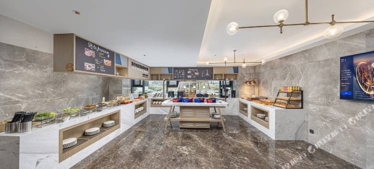 凯里亚德酒店(乌鲁木齐高铁站北广场店)图片