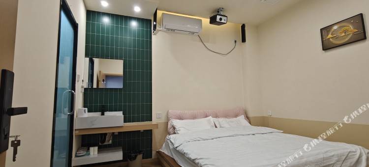 青柠电影宾馆(北华大学北校区店)图片