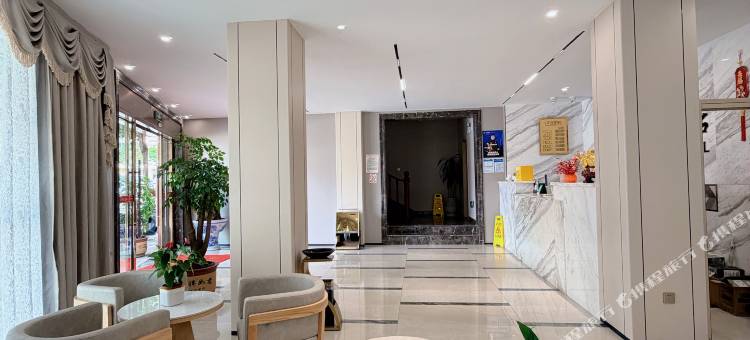 云县云之梦酒店(澜沧江广场客运站店)图片