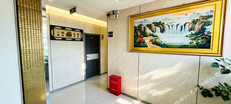 饶河佰润快捷宾馆图片