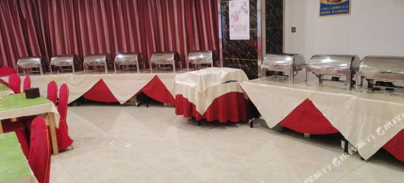 湛江迪一拜酒店图片