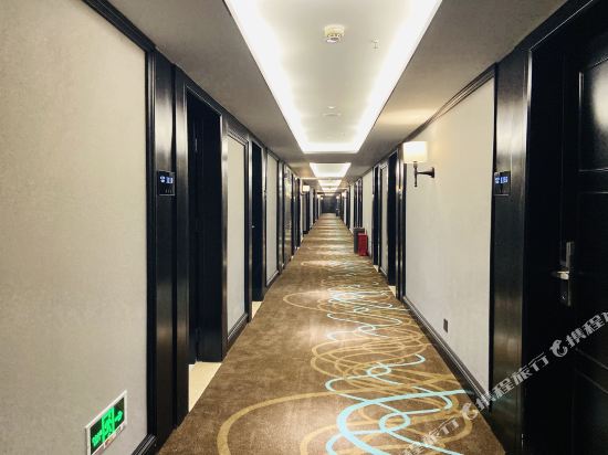 石狮泉冠酒店