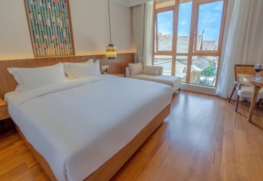 Phalaka hotel Hotel Overview