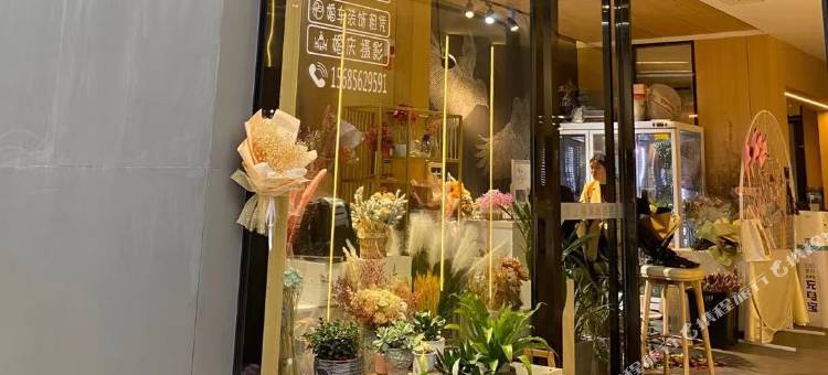 上嘉寓颜酒店(遵义汇川区珠海路国贸购物中心店)图片
