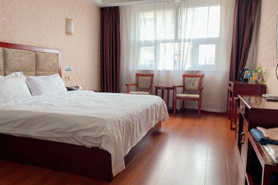 平舆金鑫温泉宾馆