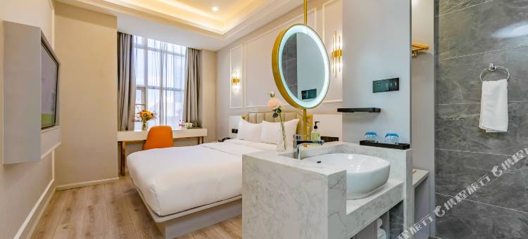 宜必思尚品酒店(昆明高新区吾悦广场店)图片