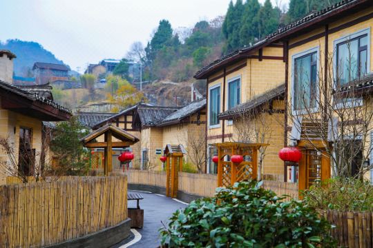 凤凰竹山乡居民宿