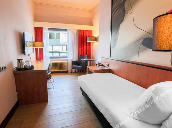 乌特勒支市中心莱昂纳多酒店