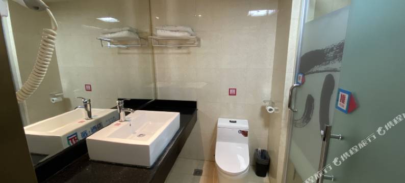 派酒店(玉溪通海店)图片