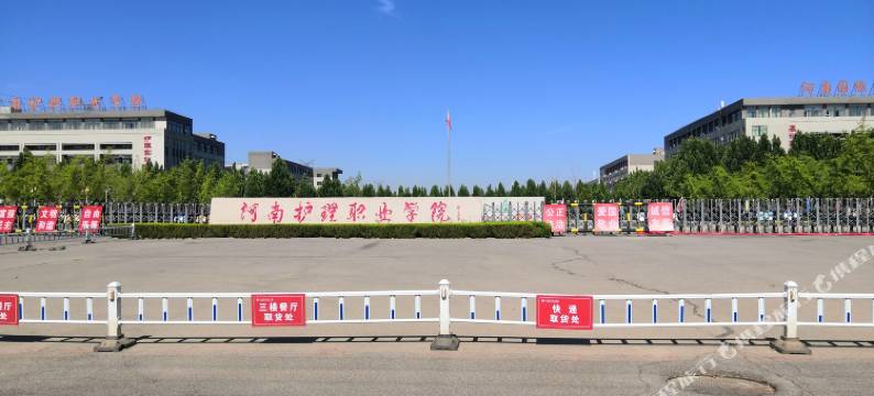 十三月民宿(安阳职业技术学院店)图片