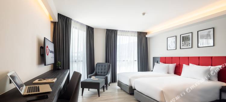 普吉島彩鴻酒店(Travelodge Phuket Town)图片