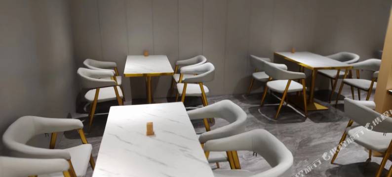 瑞安星豪尊选酒店(陶山店)图片