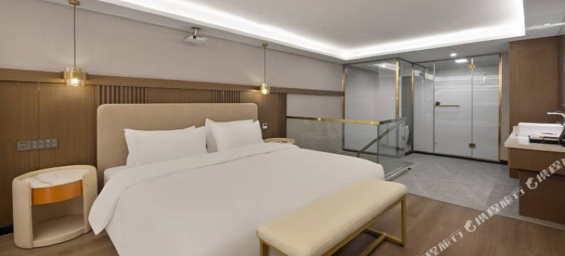 富廷格高空江景酒店(解放碑店)图片
