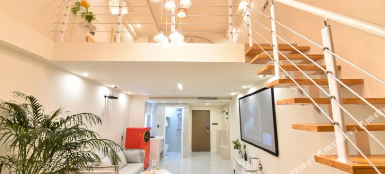 星房窠loft复式酒店(西安高铁北站店)图片