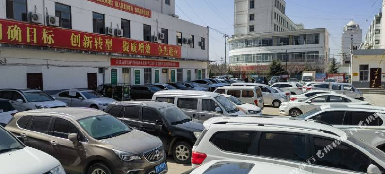 庄浪佰隆酒店图片