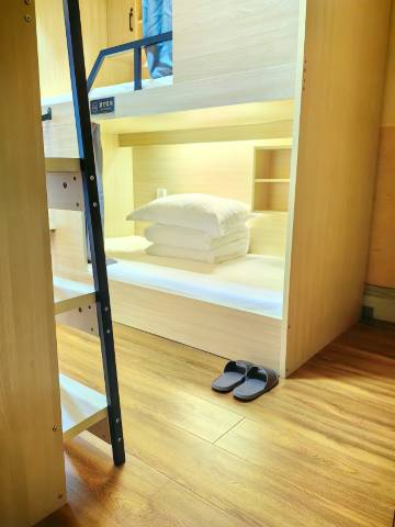 拾月·青旅民宿(观音桥店)