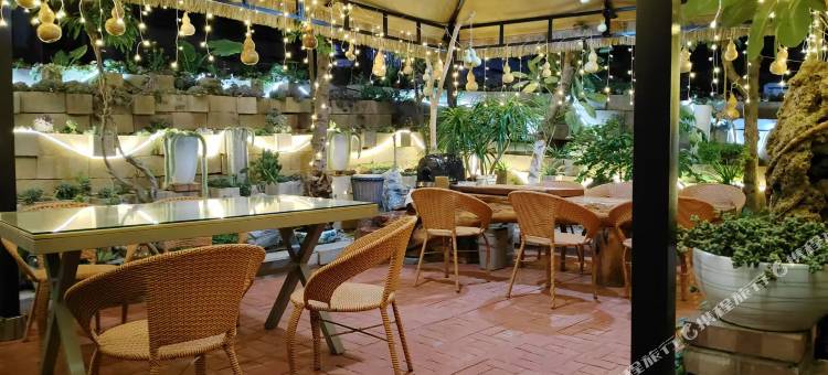 澄江丹妮客栈(月亮湾湿地公园店)图片