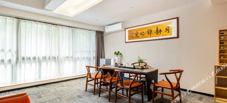 光明人康旅酒店(厦门高崎机场SM广场店)图片