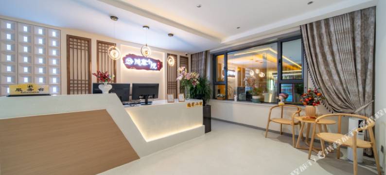 伊宁市隐塞小院民宿(六星街景区店)图片
